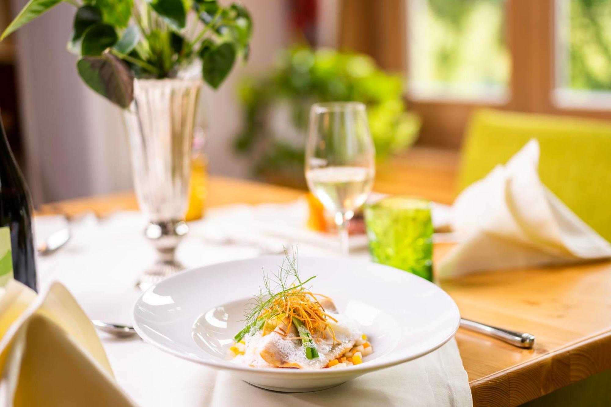 Naturhotel Ortners Eschenhof Бад Клайнкирххайм Екстериор снимка