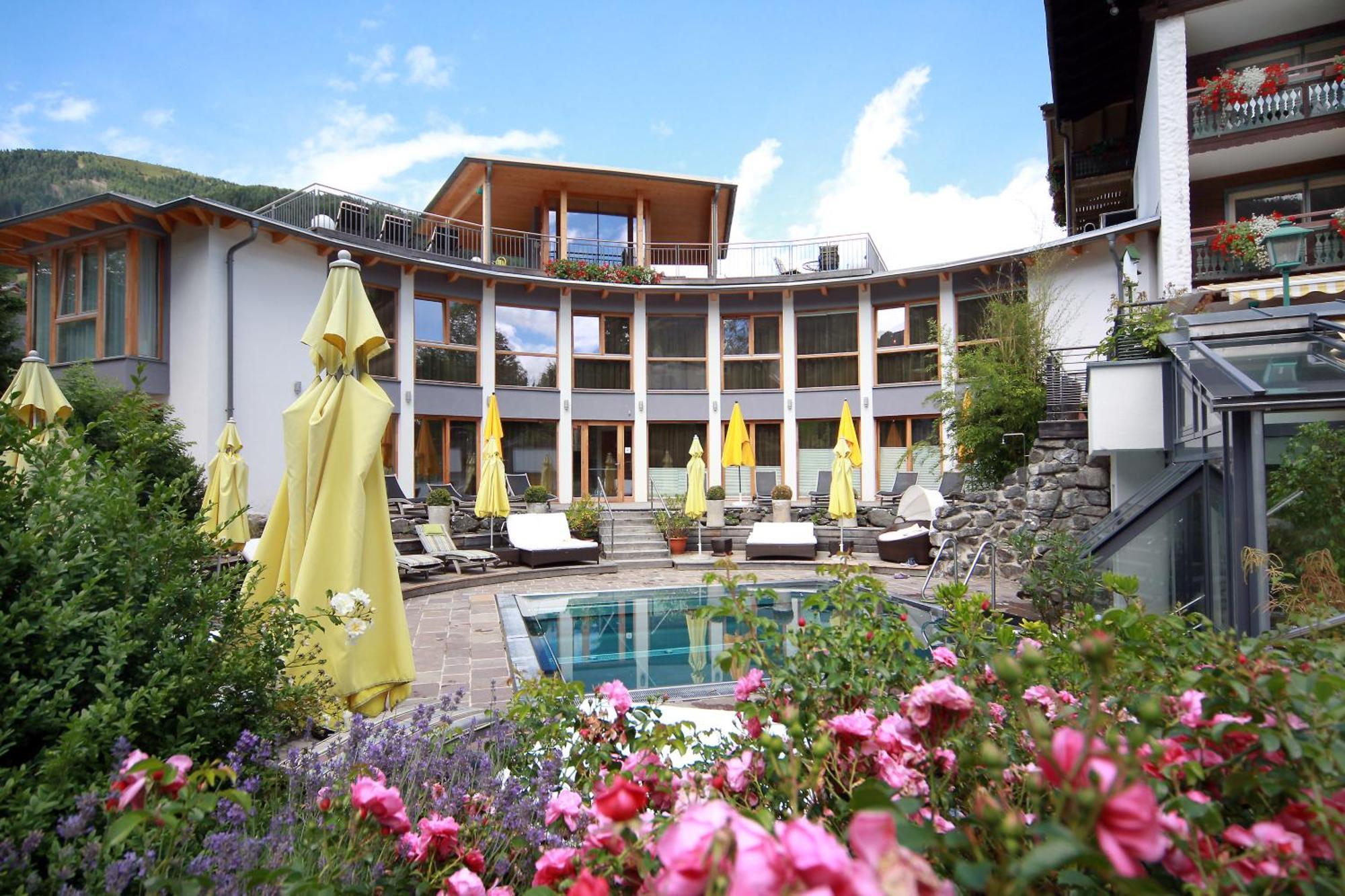 Naturhotel Ortners Eschenhof Бад Клайнкирххайм Екстериор снимка