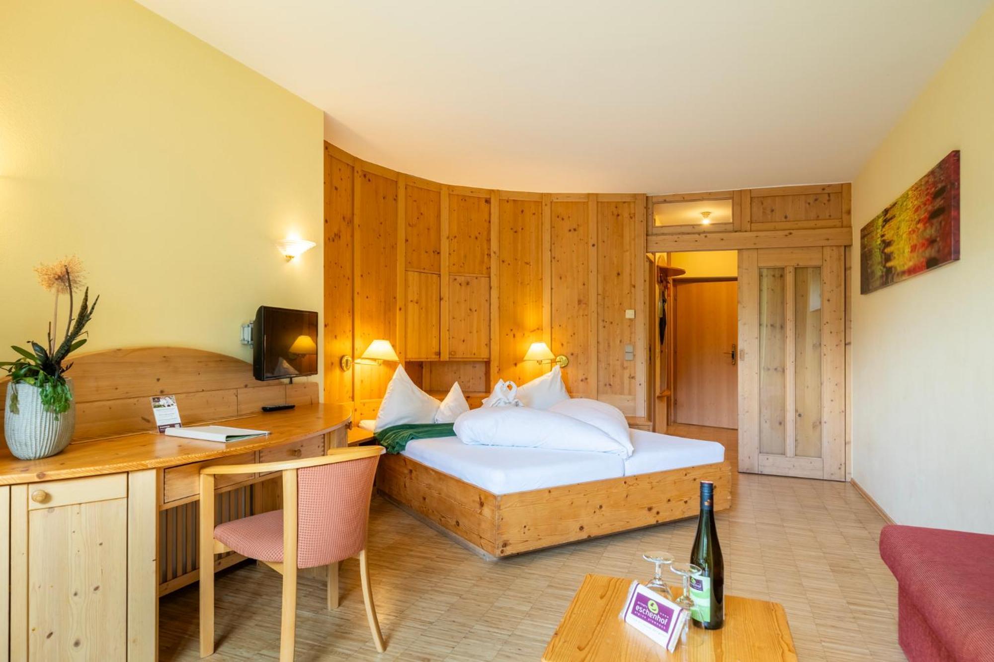 Naturhotel Ortners Eschenhof Бад Клайнкирххайм Екстериор снимка