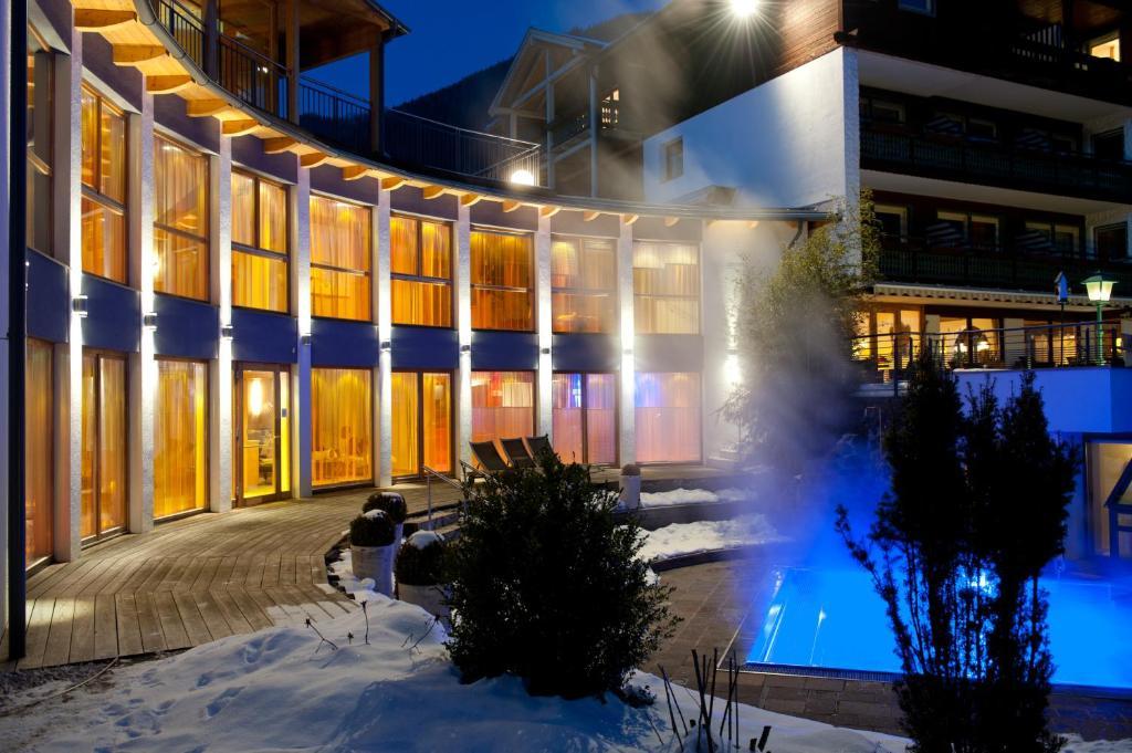Naturhotel Ortners Eschenhof Бад Клайнкирххайм Екстериор снимка